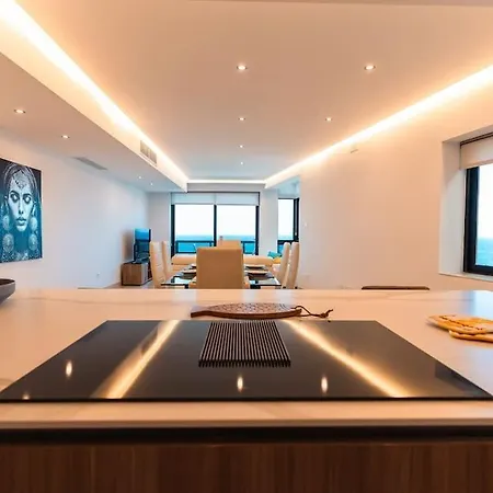 Spacious - Beautiful - Sea Front * سليمة