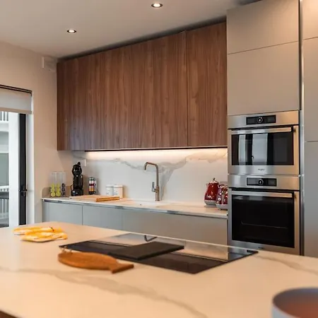 Spacious - Beautiful - Sea Front *