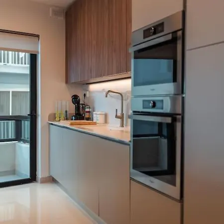 Spacious - Beautiful - Sea Front *