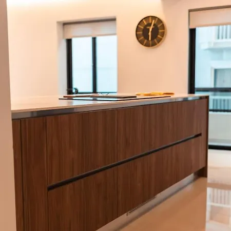 Apartment Spacious - Beautiful - Sea Front