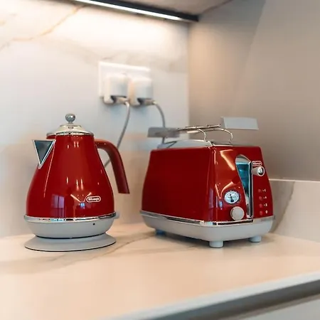 Апартаменты Spacious - Beautiful - Sea Front