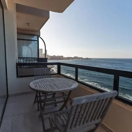 Spacious - Beautiful - Sea Front