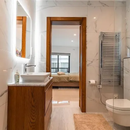 דירה Spacious - Beautiful - Sea Front