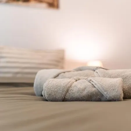 דירה Spacious - Beautiful - Sea Front