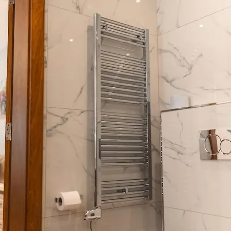 Spacious - Beautiful - Sea Front