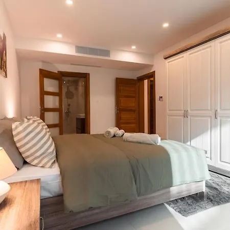 דירה Spacious - Beautiful - Sea Front